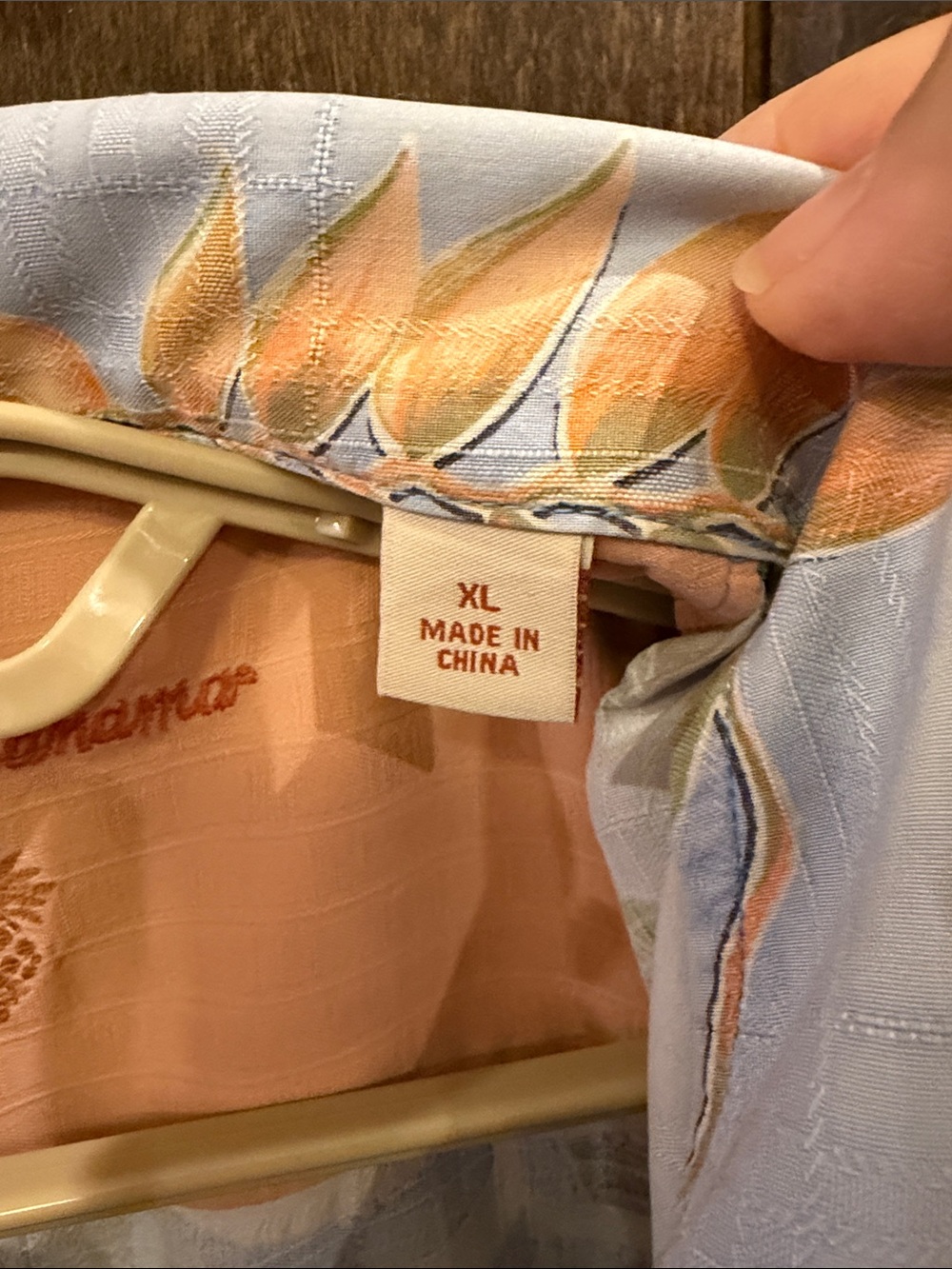 Tommy Bahama - Picture 4 of 10